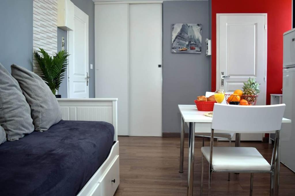 מרס-לה-באן Appartement Place Du Marche מראה חיצוני תמונה